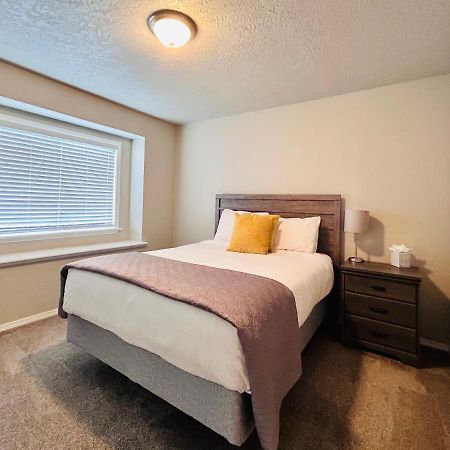 The Getaway Se Boise Condo Across The Street From Greenbelt, Bown Crossing And Boise River 3Bd 3Bath, 4 Beds! Lovely, Homey, Dining Table Seats 6 Extérieur photo