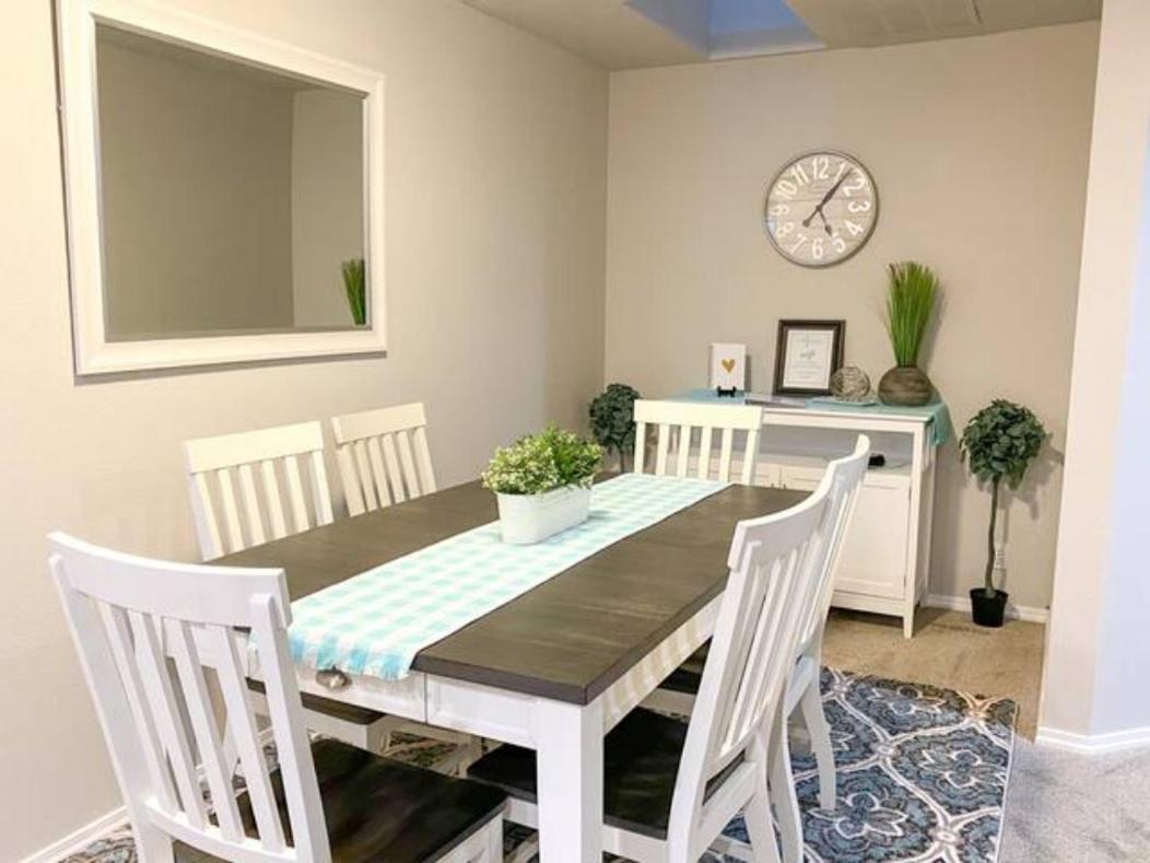 The Getaway Se Boise Condo Across The Street From Greenbelt, Bown Crossing And Boise River 3Bd 3Bath, 4 Beds! Lovely, Homey, Dining Table Seats 6 Extérieur photo