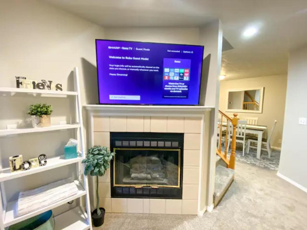 The Getaway Se Boise Condo Across The Street From Greenbelt, Bown Crossing And Boise River 3Bd 3Bath, 4 Beds! Lovely, Homey, Dining Table Seats 6 Extérieur photo